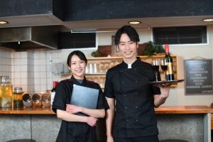 电饭煲能同时煮饭和蒸菜吗